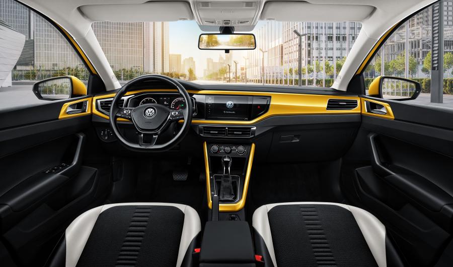 Торпедо Volkswagen Polo Plus (Typ AW) 2019 года  (CN) (фото 21 из 40)